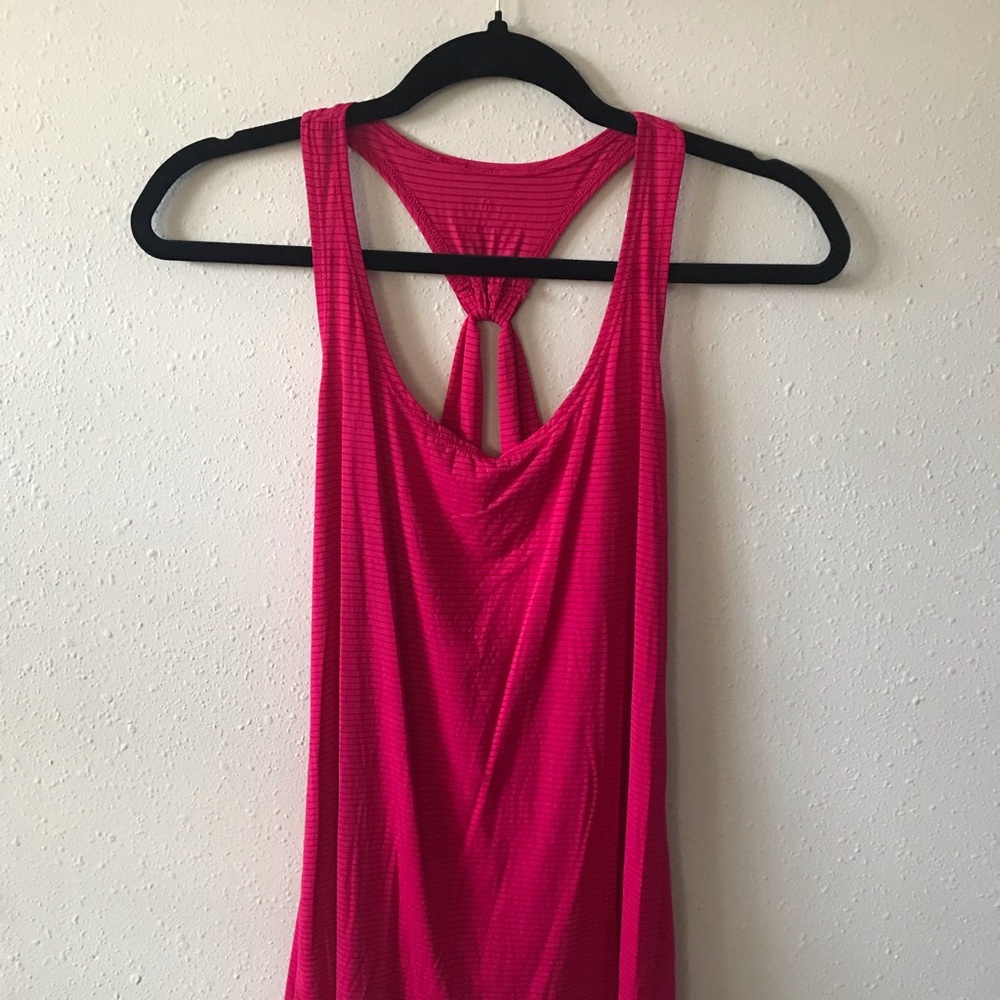 Beyond Yoga Red Razorback Stripped Tank XS